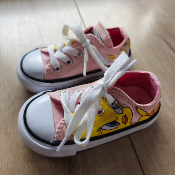 Baby Converse Tweety Bird - Picture 3 of 5